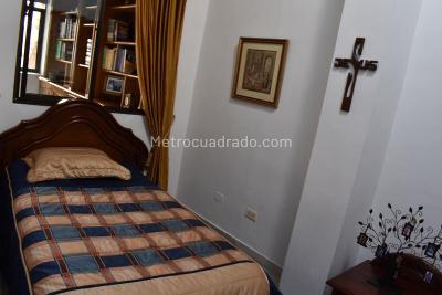 Apartamento en venta en Laureles, Medellín · foto 13 de 17