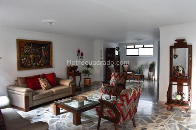 Apartamento en venta en Laureles, Medellín · foto 2 de 17