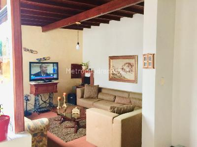 Casa de 5 alcobas en venta en La America, Medellín, 250 m² · foto 8 de 16