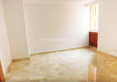 Apartamento de 3 alcobas en venta en Laureles, Medellín, 157 m² · foto 10 de 17