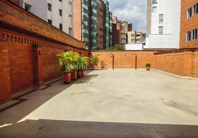 Apartamento de 3 alcobas en venta en Laureles, Medellín, 157 m² · foto 17 de 17