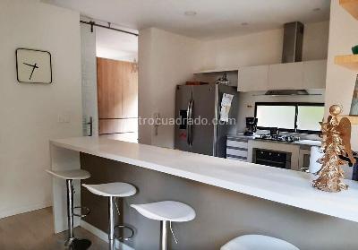 Casa de 3 alcobas en venta en Belen, Medellín, 208 m² · foto 11 de 17