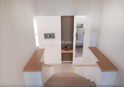Casa de 3 alcobas en venta en Belen, Medellín, 208 m² · foto 12 de 17