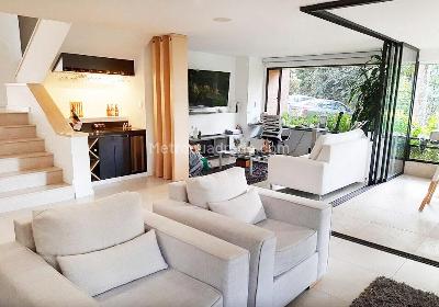 Casa de 3 alcobas en venta en Belen, Medellín, 208 m² · foto 3 de 17