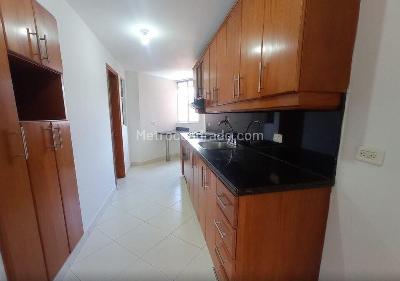 Apartamento de 3 alcobas en venta en Laureles, Medellín, 115 m² · foto 4 de 16