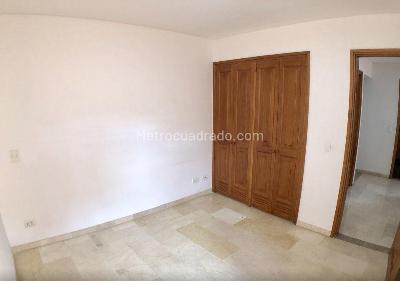 Apartamento en venta en Laureles, Medellín · foto 10 de 17