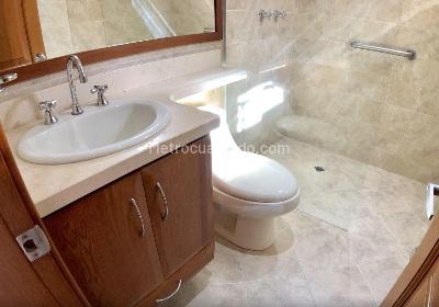 Apartamento en venta en Laureles, Medellín · foto 12 de 17