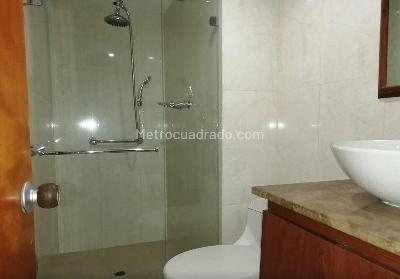 Casa en venta en Laureles, Medellín · foto 15 de 17
