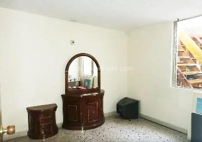 Casa en venta en Laureles, Medellín · foto 7 de 17