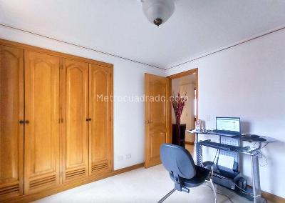 Apartamento en venta en Laureles, Medellín · foto 10 de 16