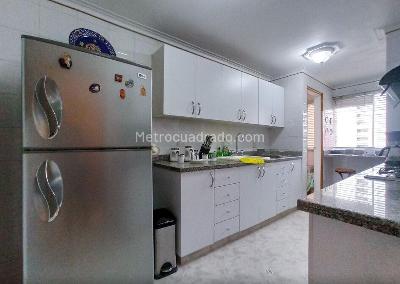Apartamento en venta en Laureles, Medellín · foto 4 de 16