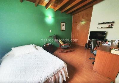 Casa de 5 alcobas en venta en Laureles, Medellín, 250 m² · foto 9 de 18