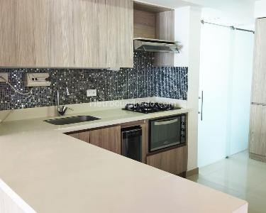 Apartamento de 3 alcobas en venta en Belen, Medellín, 121 m² · foto 3 de 12