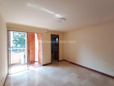 Apartamento de 3 alcobas en venta en Laureles, Medellín, 140 m² · foto 11 de 20