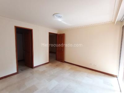 Apartamento de 3 alcobas en venta en Laureles, Medellín, 140 m² · foto 12 de 20
