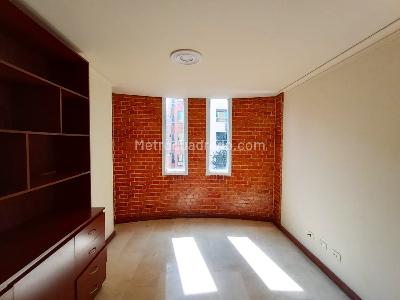 Apartamento de 3 alcobas en venta en Laureles, Medellín, 140 m² · foto 13 de 20
