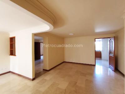 Apartamento de 3 alcobas en venta en Laureles, Medellín, 140 m² · foto 5 de 20
