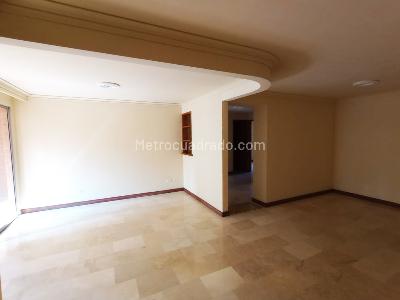 Apartamento de 3 alcobas en venta en Laureles, Medellín, 140 m² · foto 6 de 20