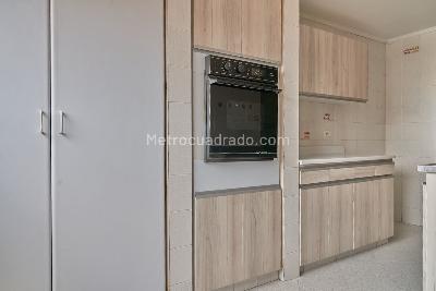 Apartamento de 3 alcobas en venta en Laureles, Medellín, 160 m² · foto 2 de 17