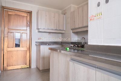 Apartamento de 3 alcobas en venta en Laureles, Medellín, 160 m² · foto 5 de 17