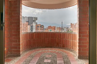Apartamento de 3 alcobas en venta en Laureles, Medellín, 160 m² · foto 17 de 17