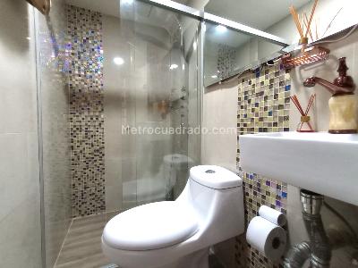 Apartamento de 4 alcobas en venta en Laureles, Medellín, 140 m² · foto 13 de 15