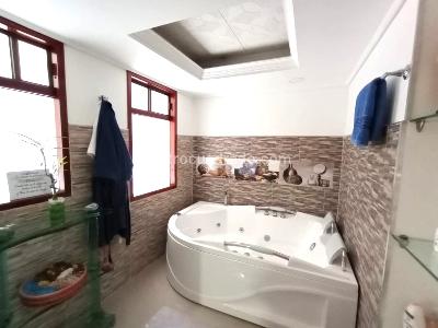 Apartamento de 4 alcobas en venta en Laureles, Medellín, 140 m² · foto 14 de 15