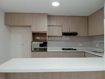 Apartamento en arriendo en Laureles, Medellín · foto 5 de 19