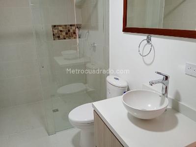 Apartamento en arriendo en Laureles, Medellín · foto 15 de 19
