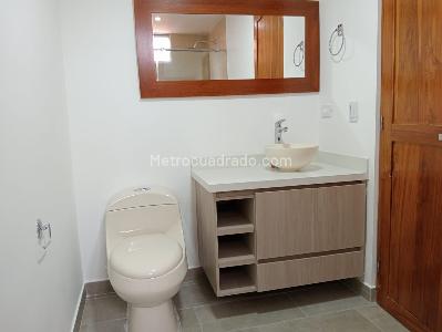Apartamento en arriendo en Laureles, Medellín · foto 17 de 19