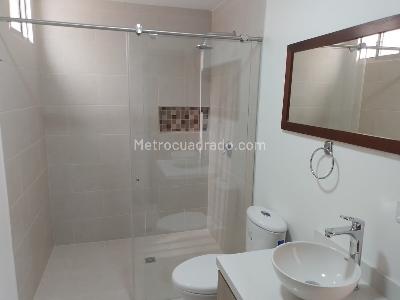 Apartamento en venta en Laureles, Medellín · foto 15 de 19