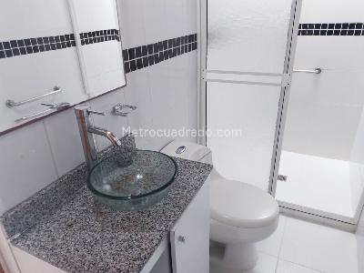 Casa de 3 alcobas en venta en Laureles, Medellín, 127 m² · foto 14 de 18
