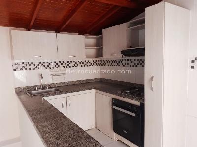 Casa de 3 alcobas en venta en Laureles, Medellín, 127 m² · foto 6 de 18