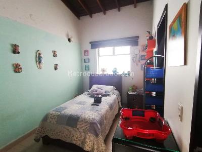 Apartamento en venta en Laureles, Medellín · foto 9 de 16