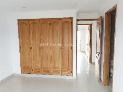 Apartamento en venta en Laureles, Medellín · foto 12 de 19