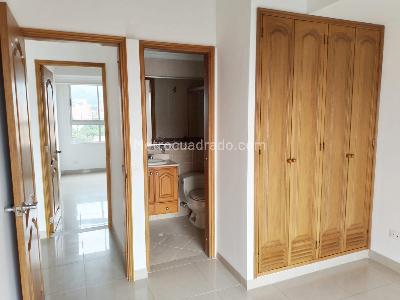 Apartamento en venta en Laureles, Medellín · foto 14 de 19