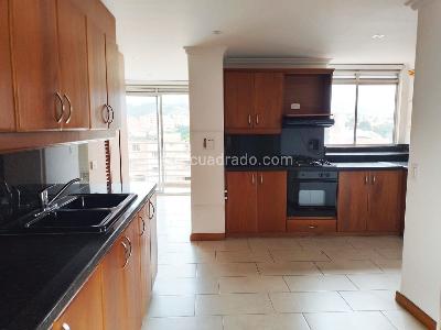 Apartamento en venta en Laureles, Medellín · foto 4 de 19