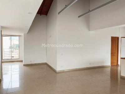 Apartamento en venta en Laureles, Medellín · foto 8 de 19
