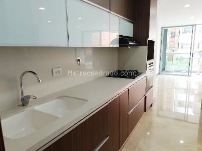 Apartamento en venta en Laureles, Medellín · foto 8 de 19