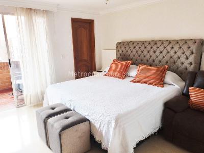 Apartamento en venta en Laureles, Medellín · foto 13 de 19