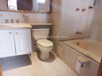 Apartamento en venta en Laureles, Medellín · foto 15 de 19