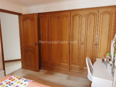 Apartamento en venta en Laureles, Medellín · foto 9 de 19