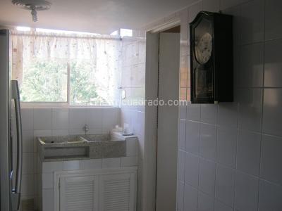 Apartamento en venta en Laureles, Medellín · foto 13 de 14