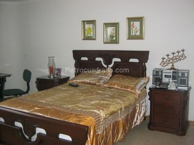 Apartamento en venta en Laureles, Medellín · foto 5 de 14
