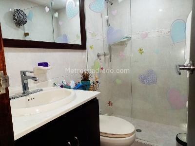 Casa de 3 alcobas en venta en Belen, Medellín, 170 m² · foto 11 de 13