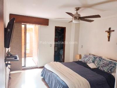 Apartamento en venta en Laureles, Medellín · foto 13 de 20