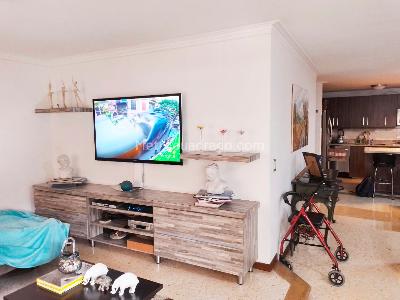 Apartamento en venta en Laureles, Medellín · foto 4 de 20
