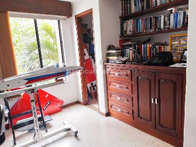 Apartamento en venta en Laureles, Medellín · foto 8 de 20