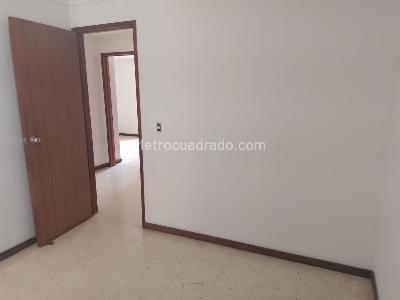 Apartamento de 3 alcobas en venta en Laureles, Medellín, 154 m² · foto 10 de 16