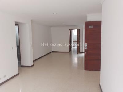 Apartamento de 3 alcobas en venta en Laureles, Medellín, 154 m² · foto 3 de 16